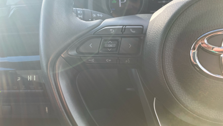 Toyota Yaris Cross 1.5 Hybrid Icon 5dr CVT Hybrid Estate